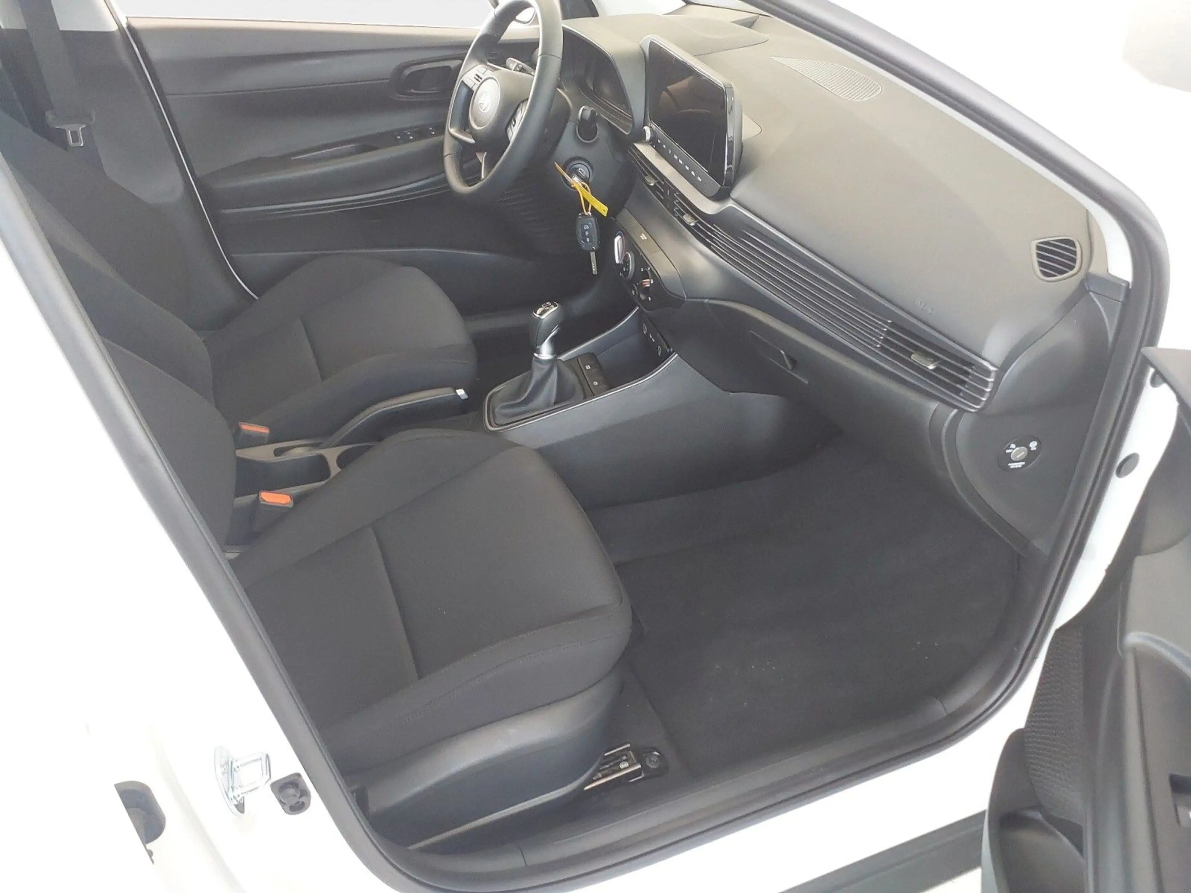 Hyundai BAYON Select 2WD — photo 15