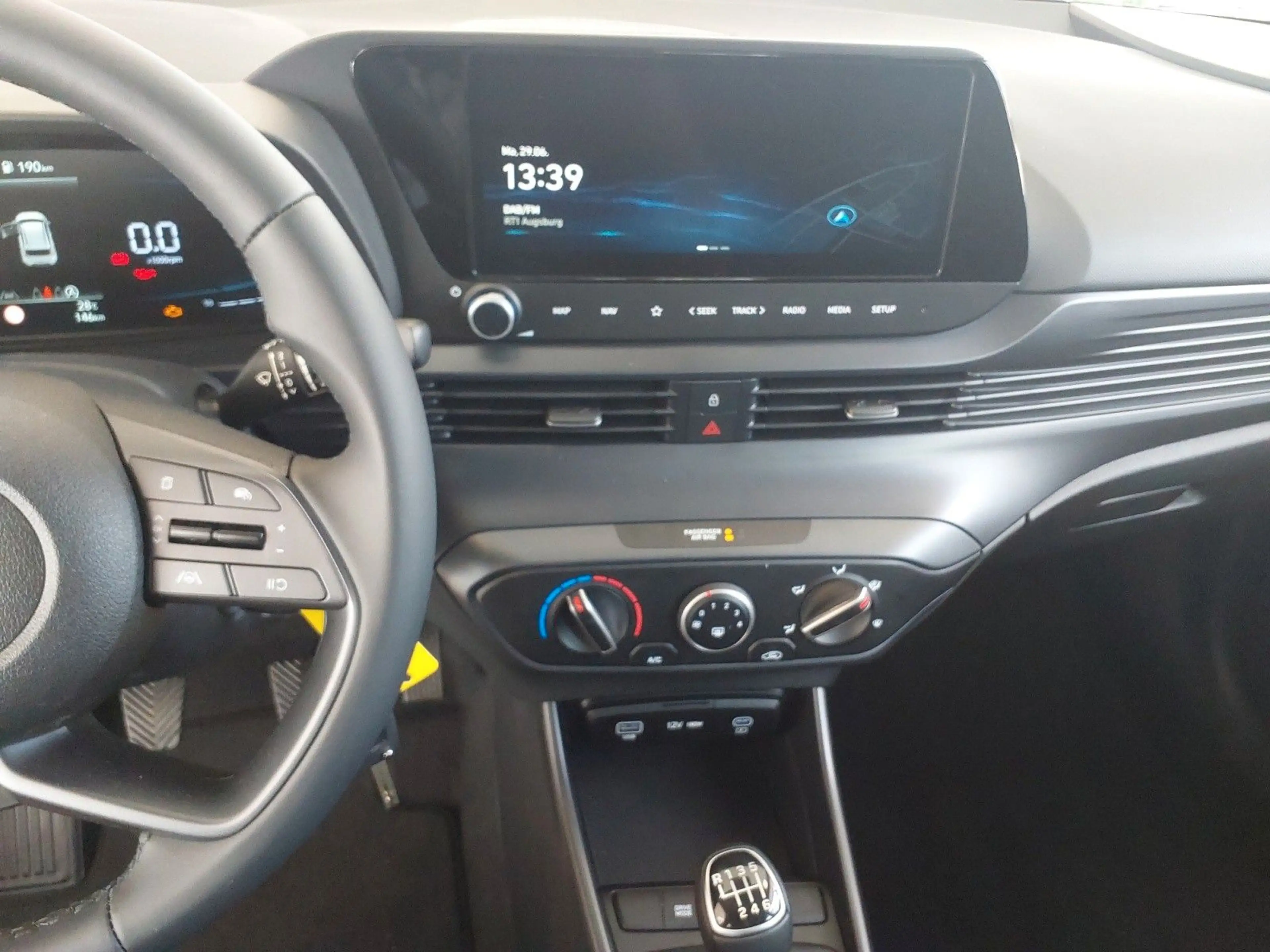 Hyundai BAYON Select 2WD — photo 13