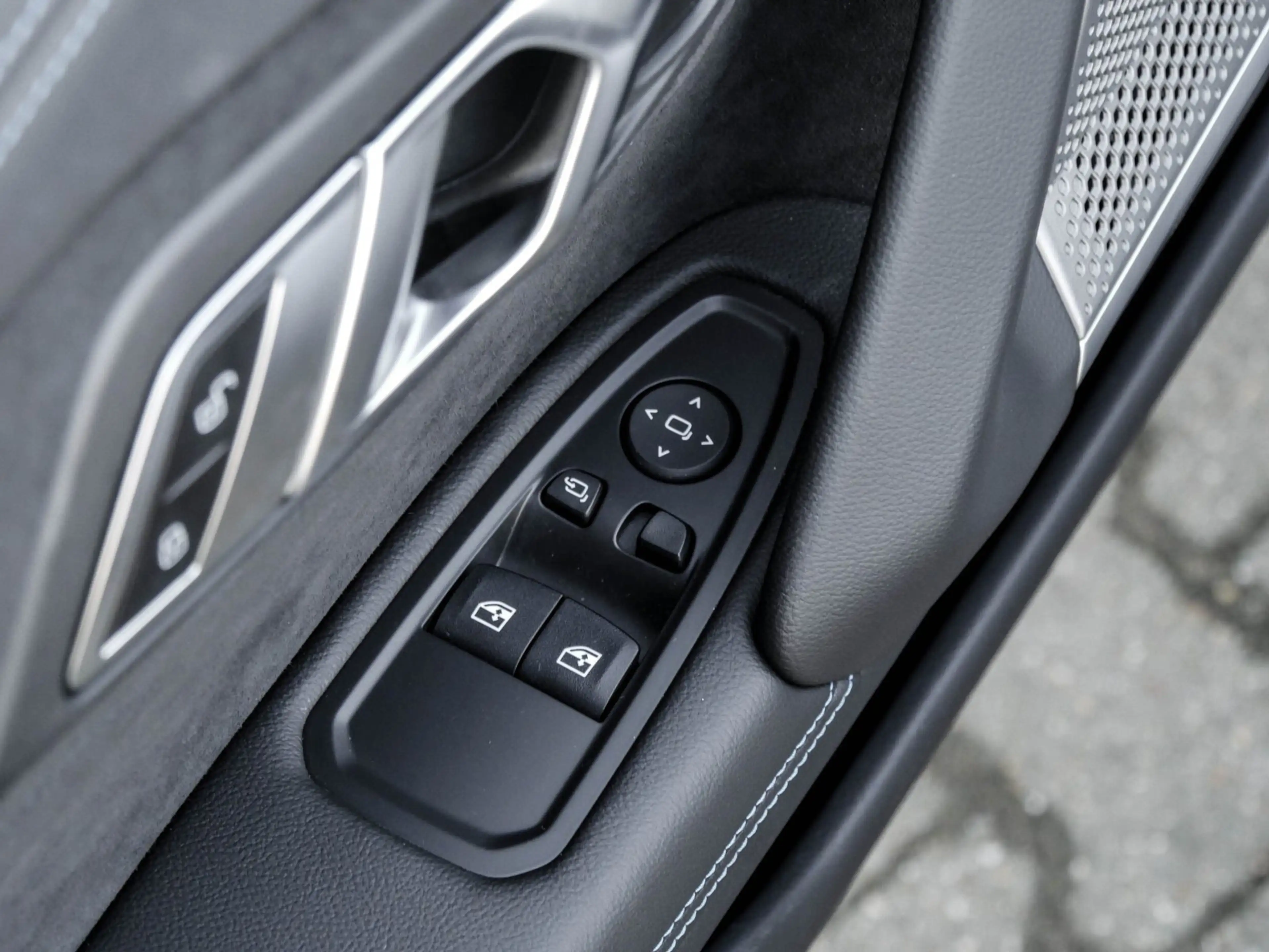 BMW Z4 sDrive20i (ab 2017) M Sport HUD RFK NAVI LED — photo 13