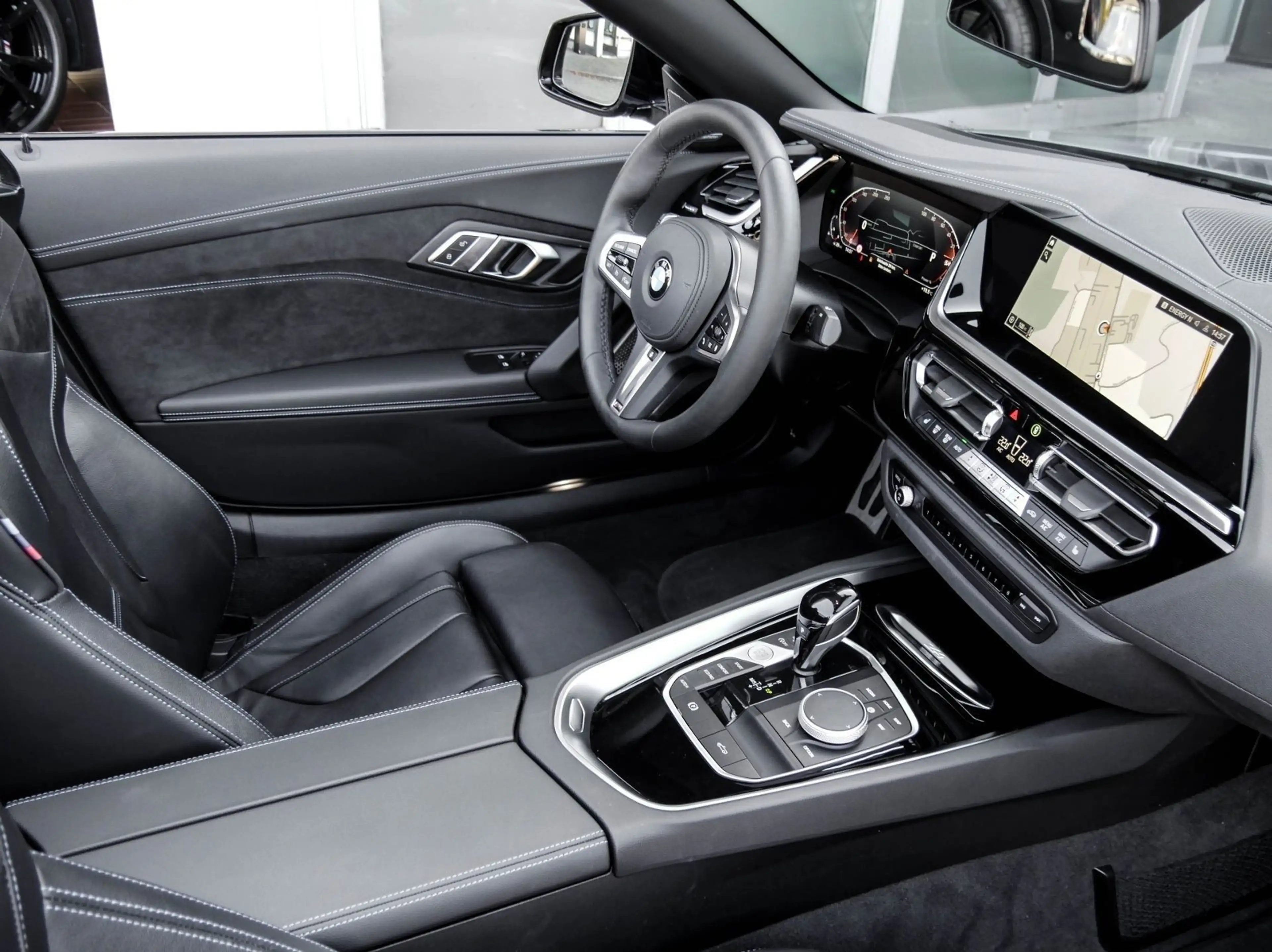 BMW Z4 sDrive20i (ab 2017) M Sport HUD RFK NAVI LED — photo 4