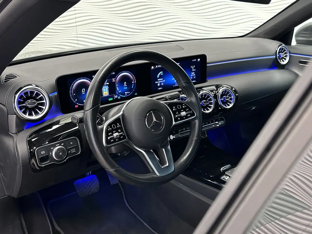 Mercedes-Benz CLA 250e*PHEV*NAVI MBUX*CAMERA*ZETELVERW.*LED*, миниатюра 20