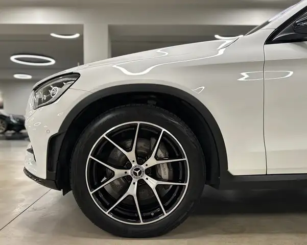 Mercedes-Benz GLC view 7