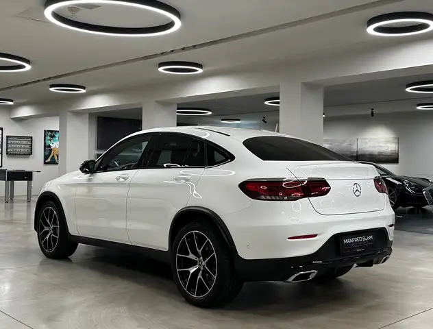 Mercedes-Benz GLC view 8