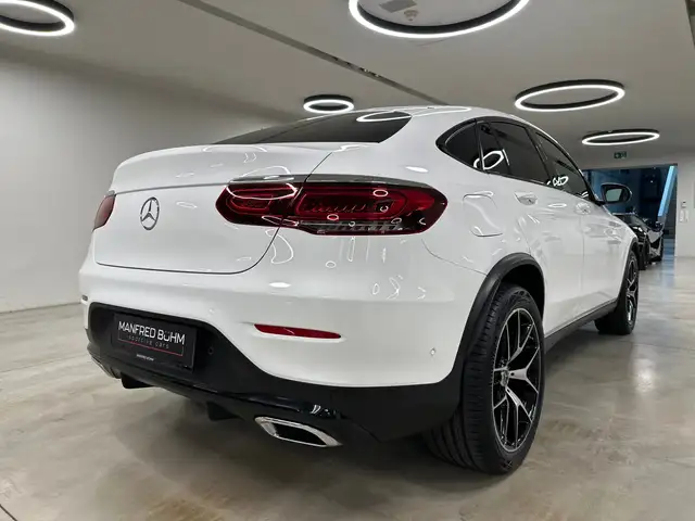 Mercedes-Benz GLC view 10