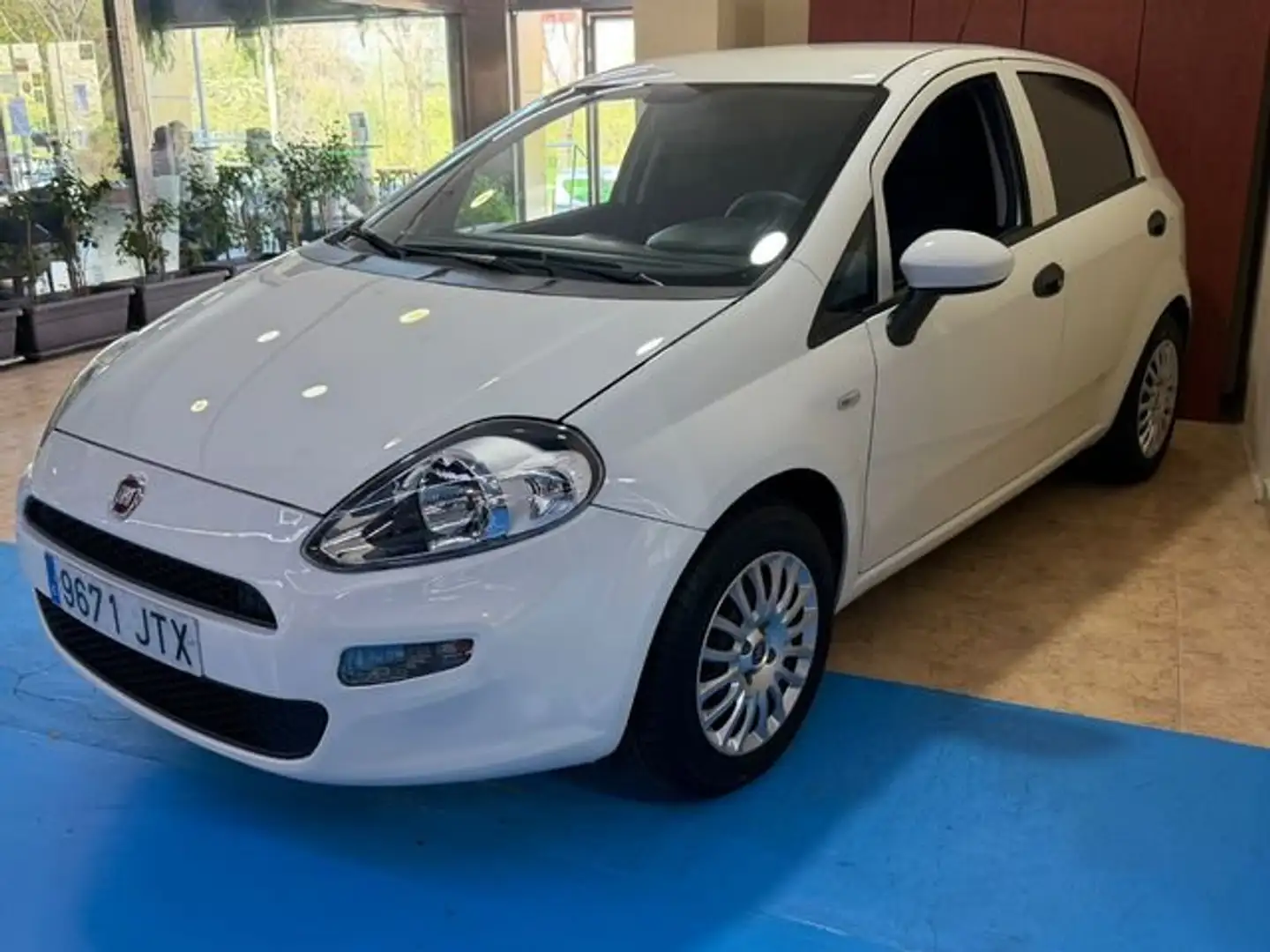 Fiat Punto 1.2 S&S Pop 51kW E6 Blanco - 2