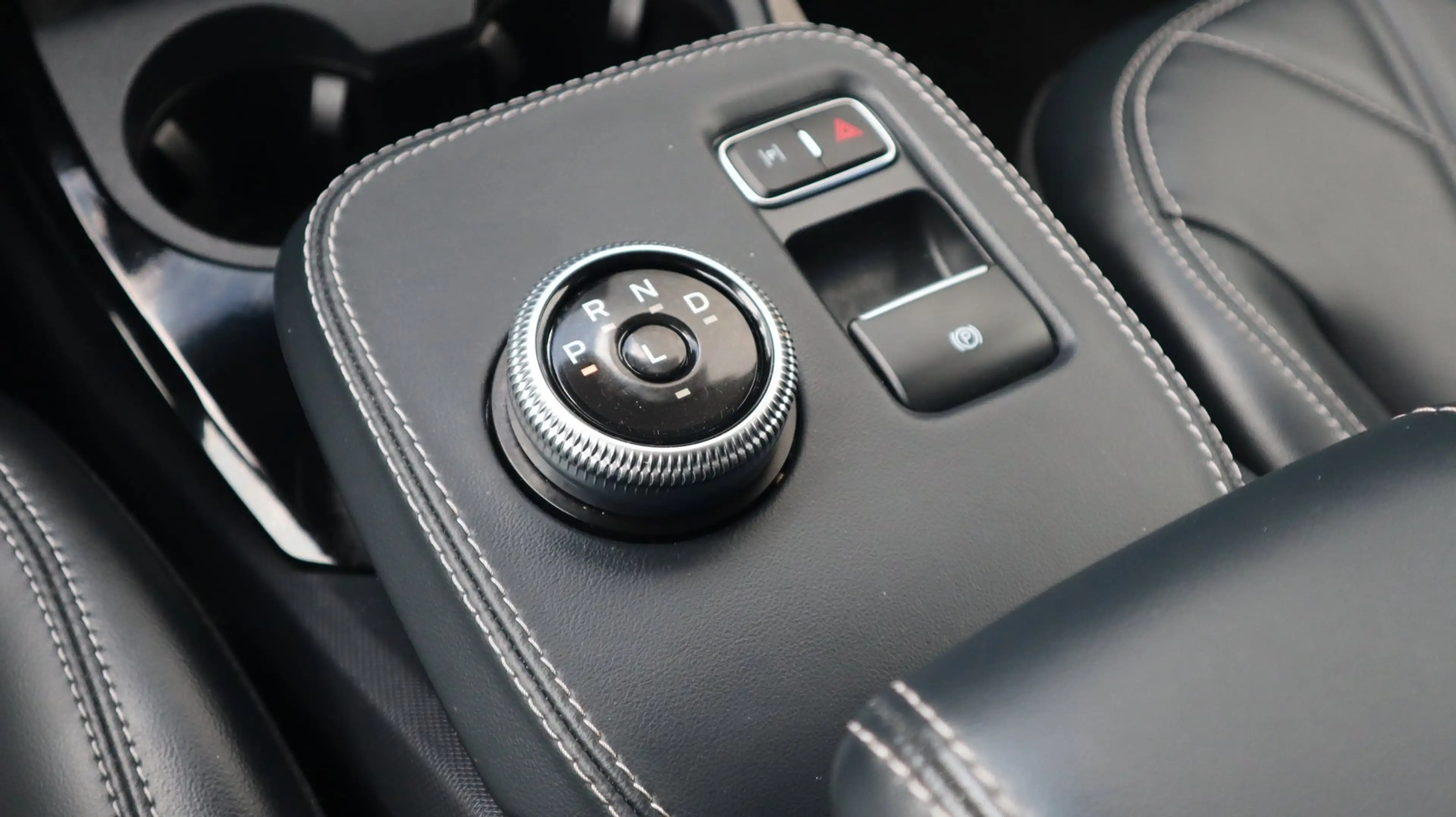 Ford Mustang Mach-E Extended RWD 98 kWh SOH94% Leder LED Carplay — photo 25
