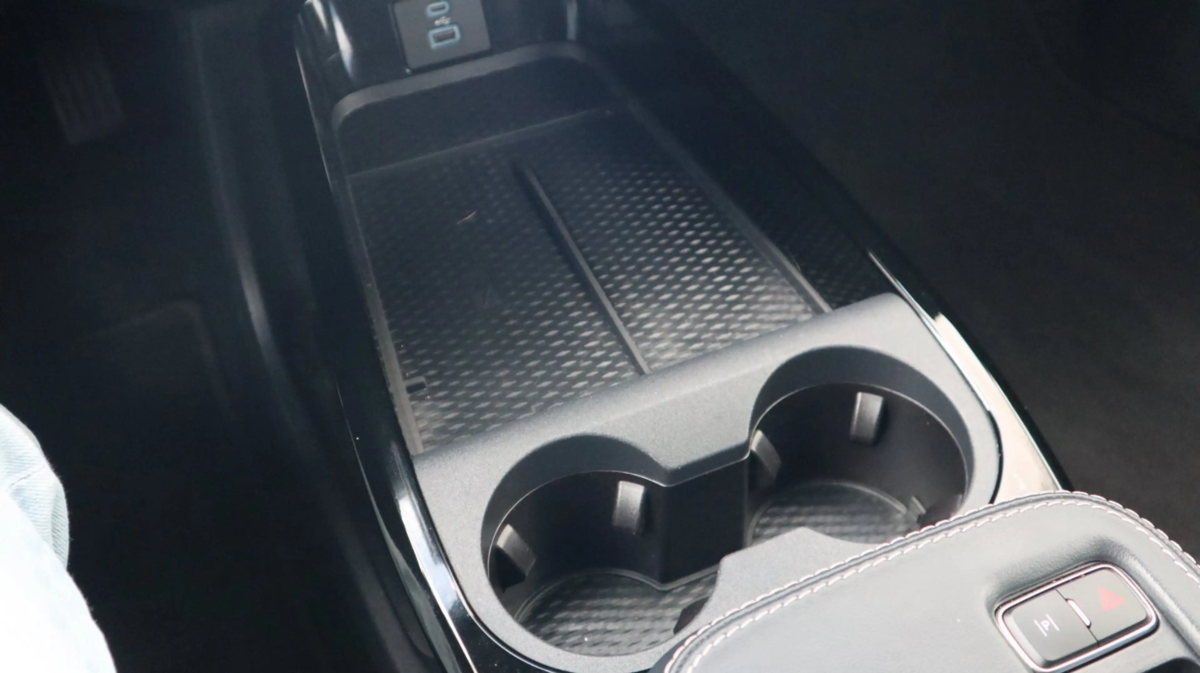 Ford Mustang Mach-E Extended RWD 98 kWh SOH94% Leder LED Carplay — photo 23