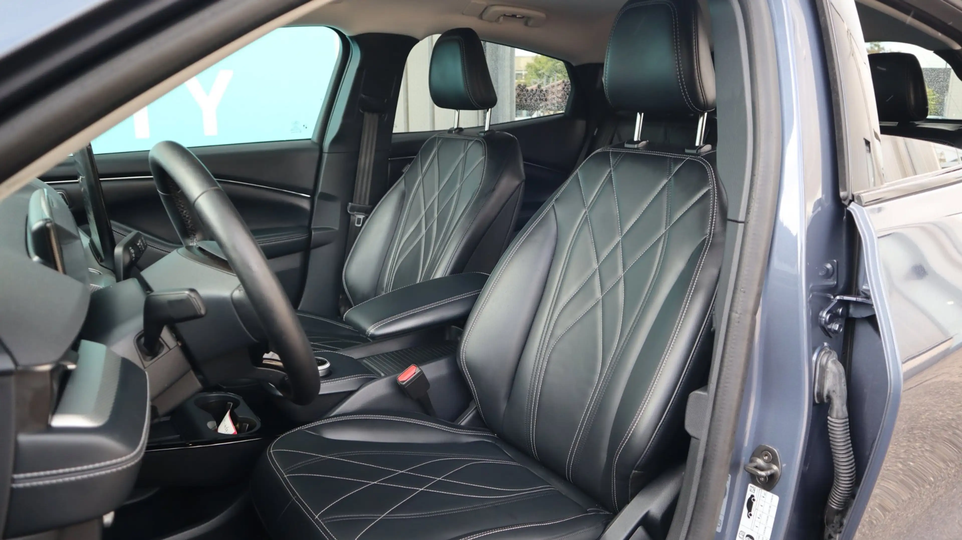 Ford Mustang Mach-E Extended RWD 98 kWh SOH94% Leder LED Carplay — photo 8