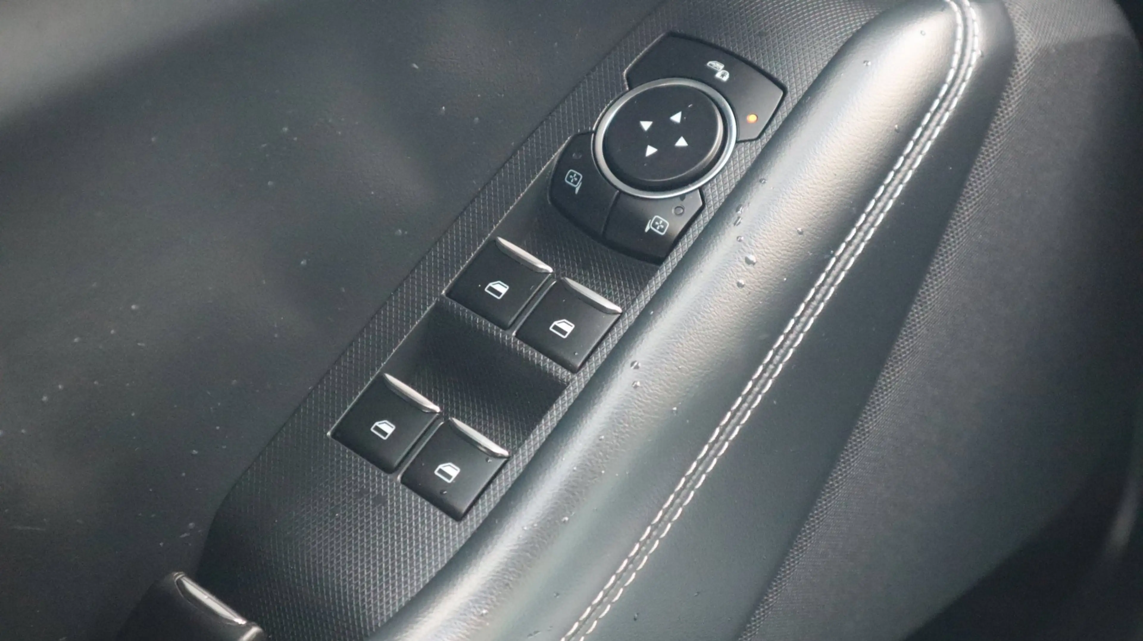 Ford Mustang Mach-E Extended RWD 98 kWh SOH94% Leder LED Carplay — photo 18