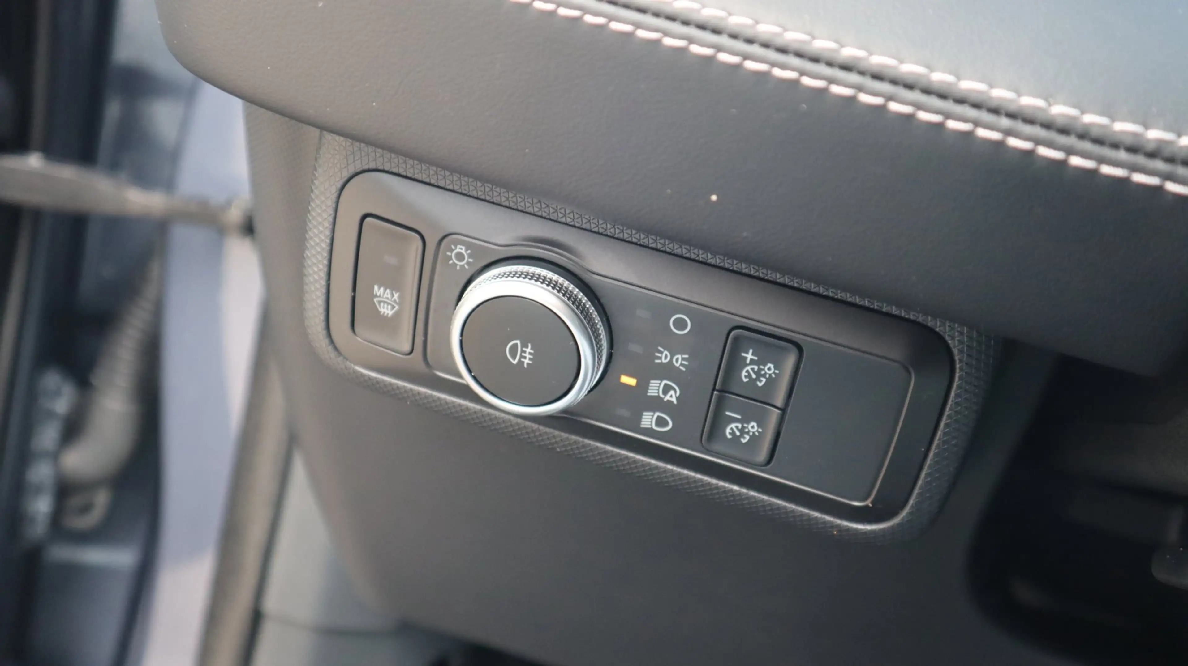 Ford Mustang Mach-E Extended RWD 98 kWh SOH94% Leder LED Carplay — photo 30