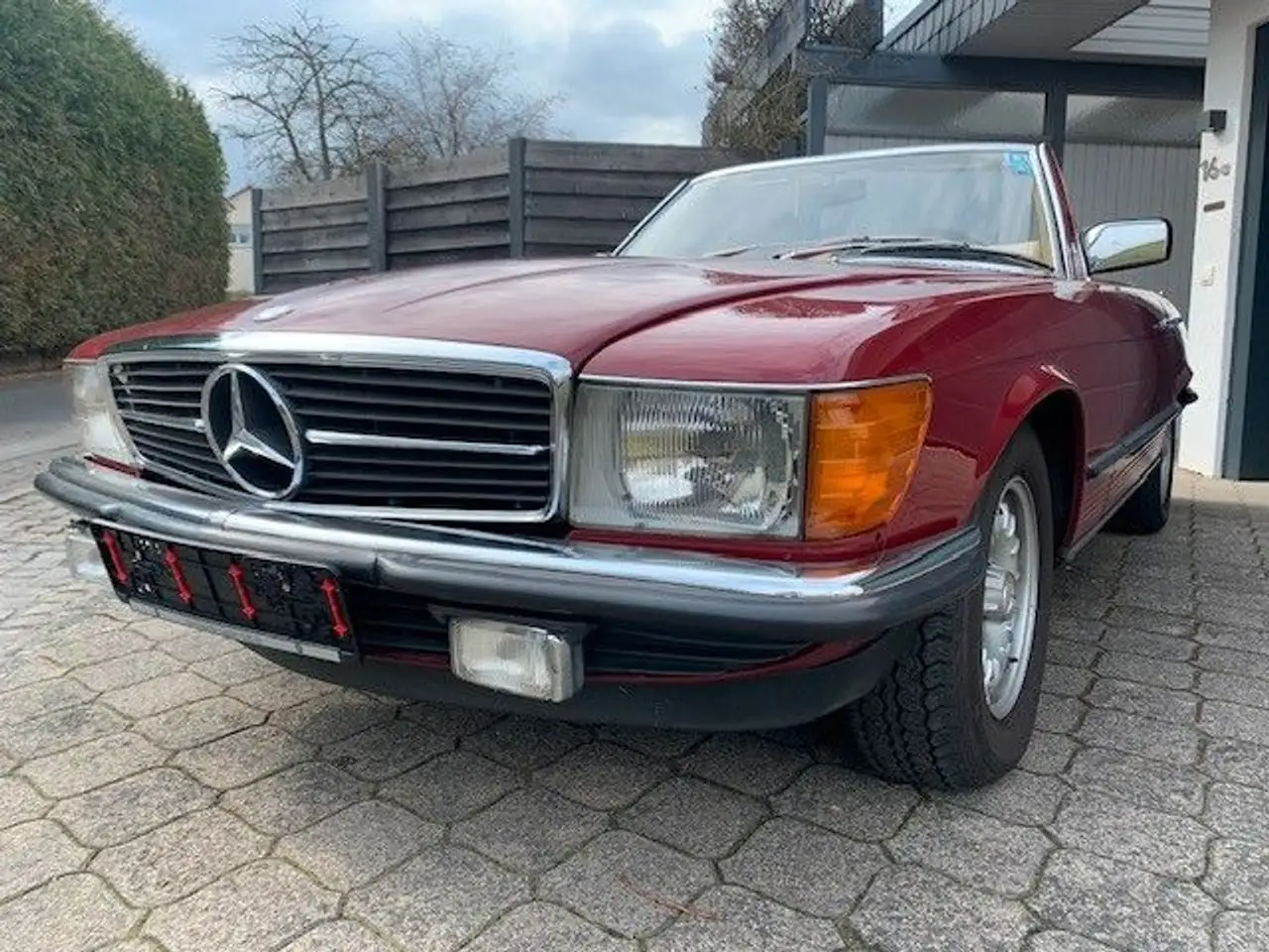 Mercedes-Benz 380