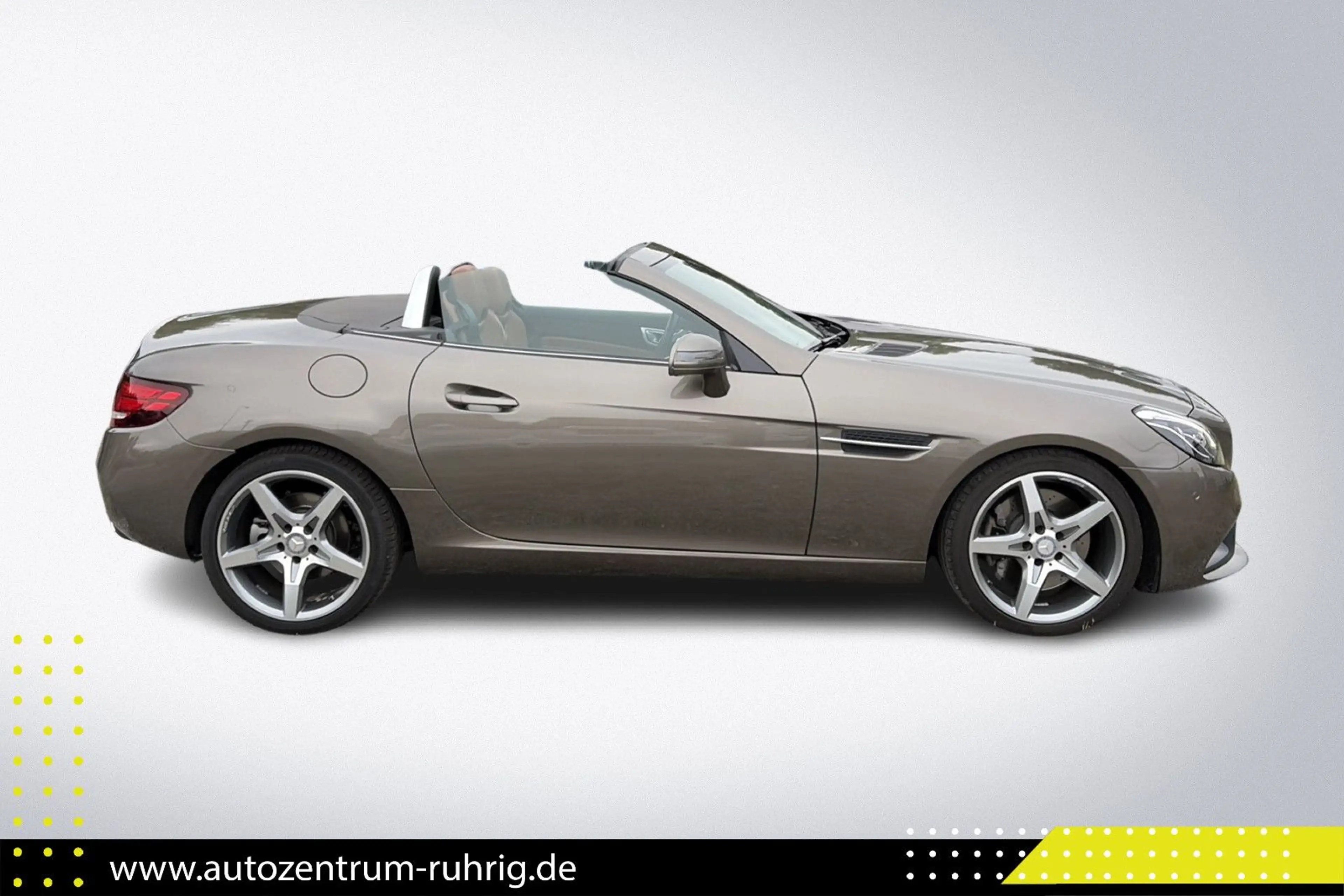 Mercedes-Benz SLC 300 — photo 5