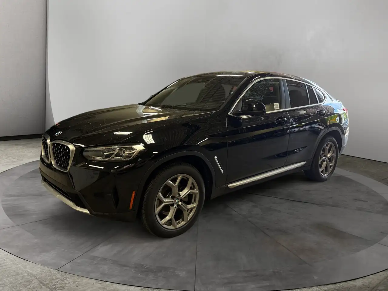 2025 BMW X4