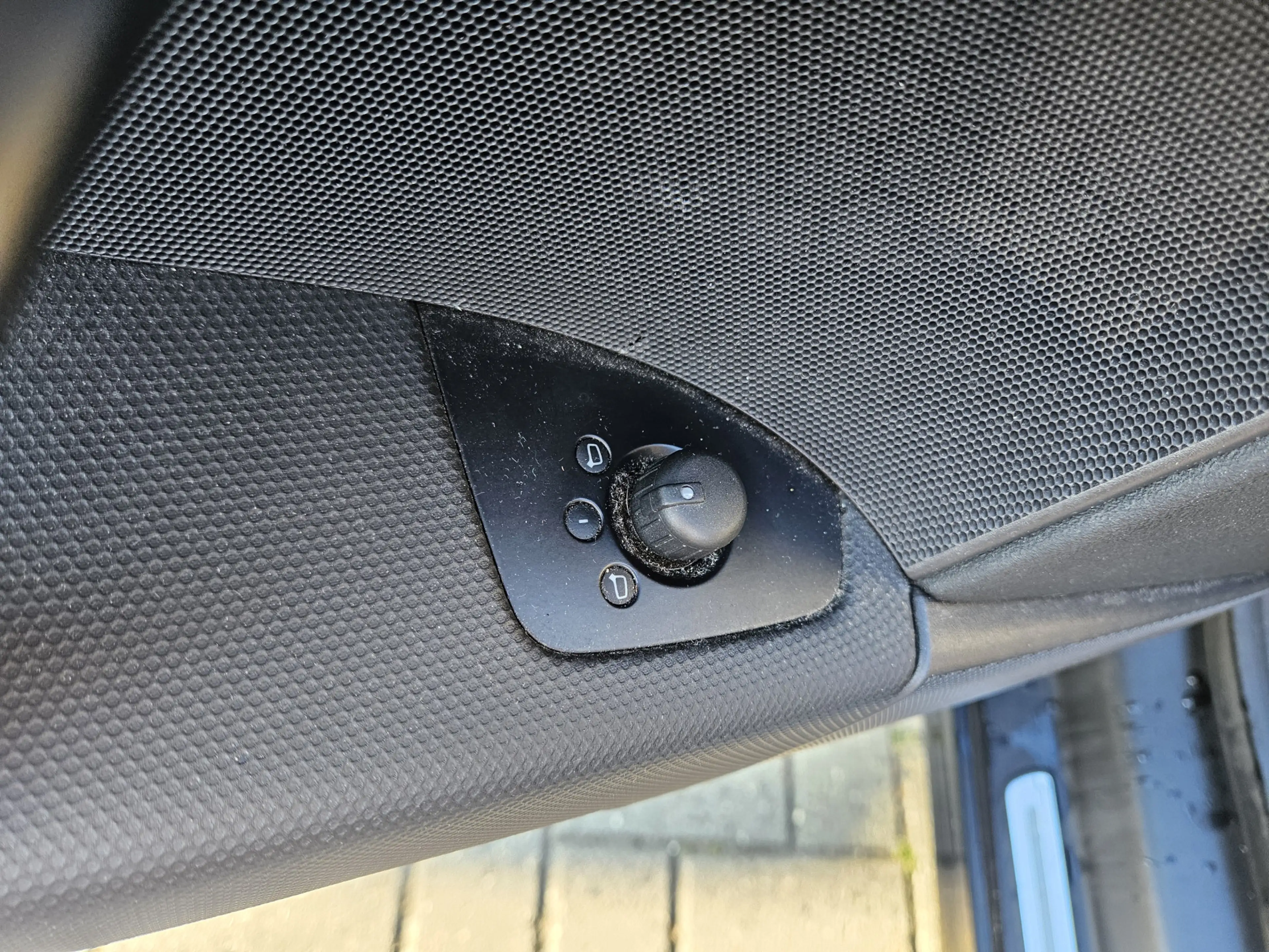 Audi TT 1.8 TFSI — photo 9
