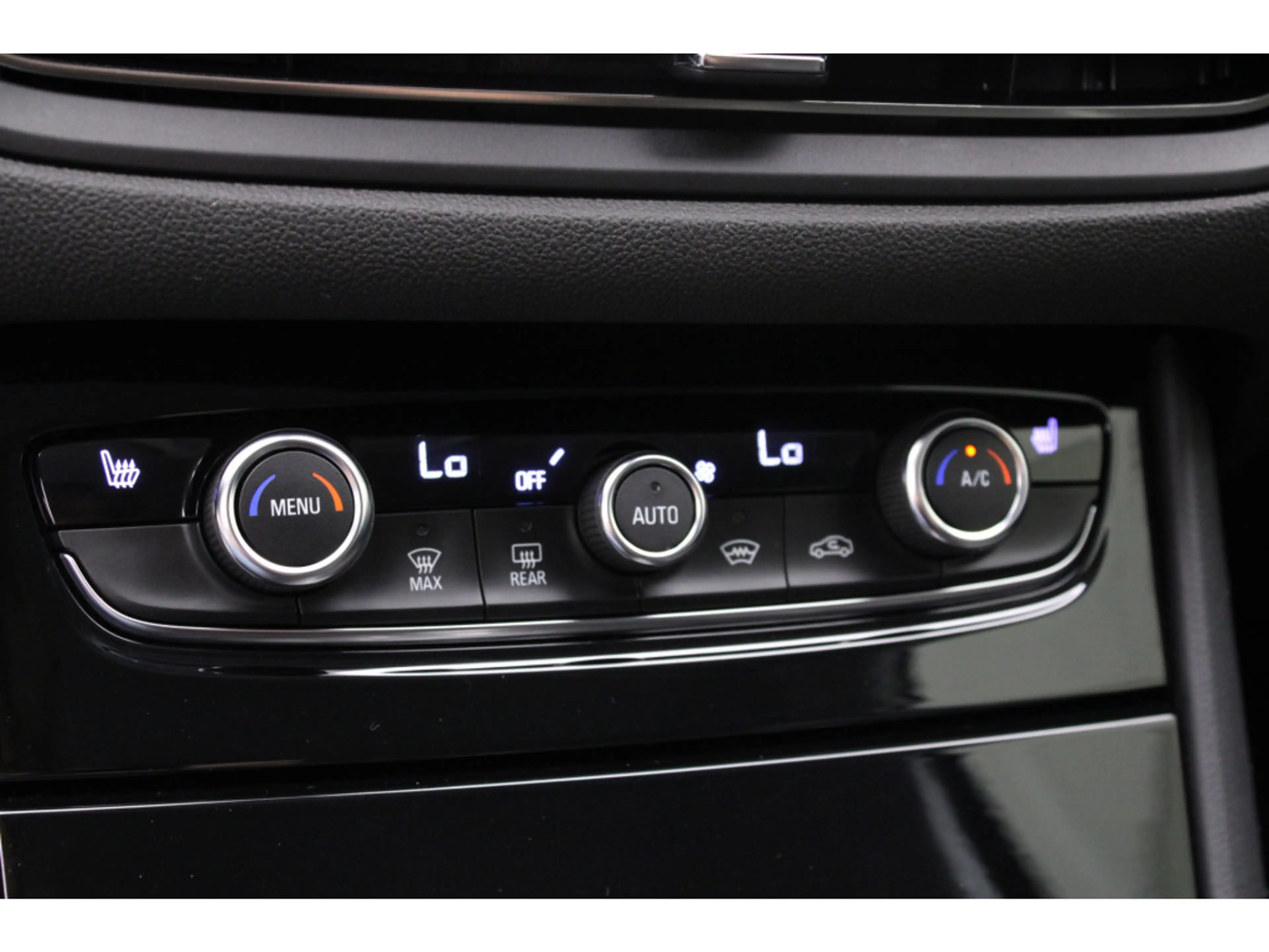 Opel Grandland 1.6 Turbo Plug-In Hybrid 4x4 GSe 300pk | Camera | — photo 29