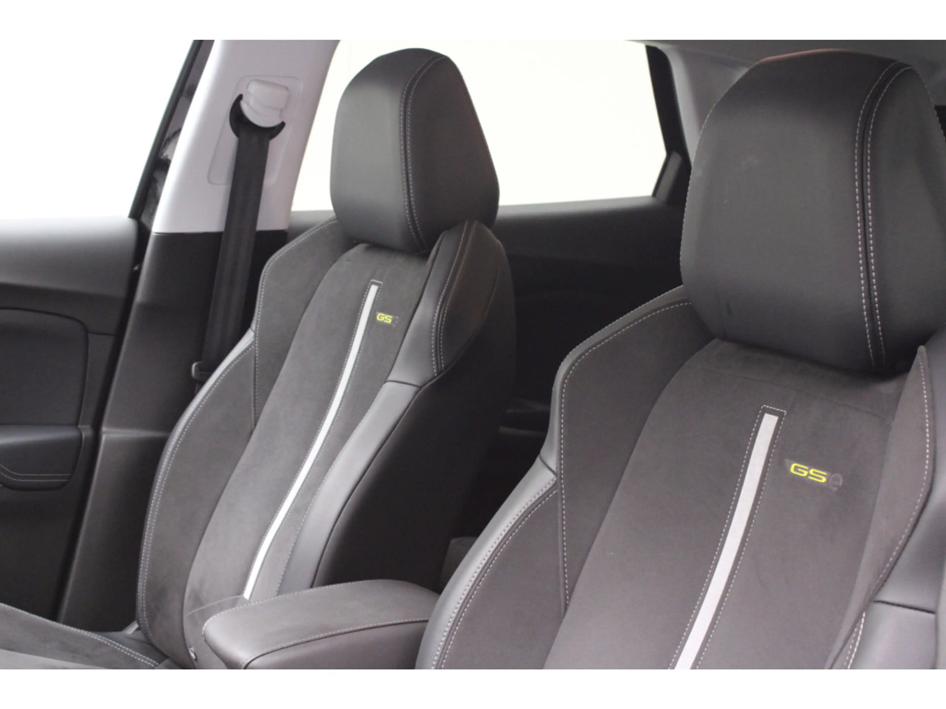 Opel Grandland 1.6 Turbo Plug-In Hybrid 4x4 GSe 300pk | Camera | — photo 20