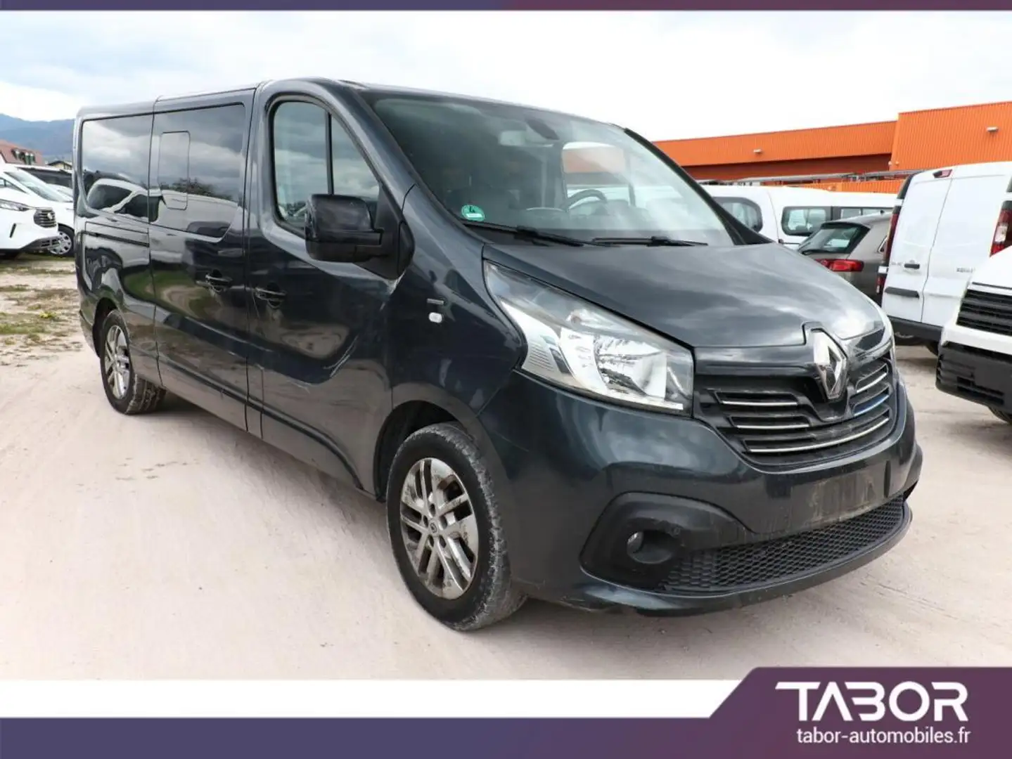 Renault Trafic dCi 145 L2 Grand SpaceClass 7S Szürke - 2