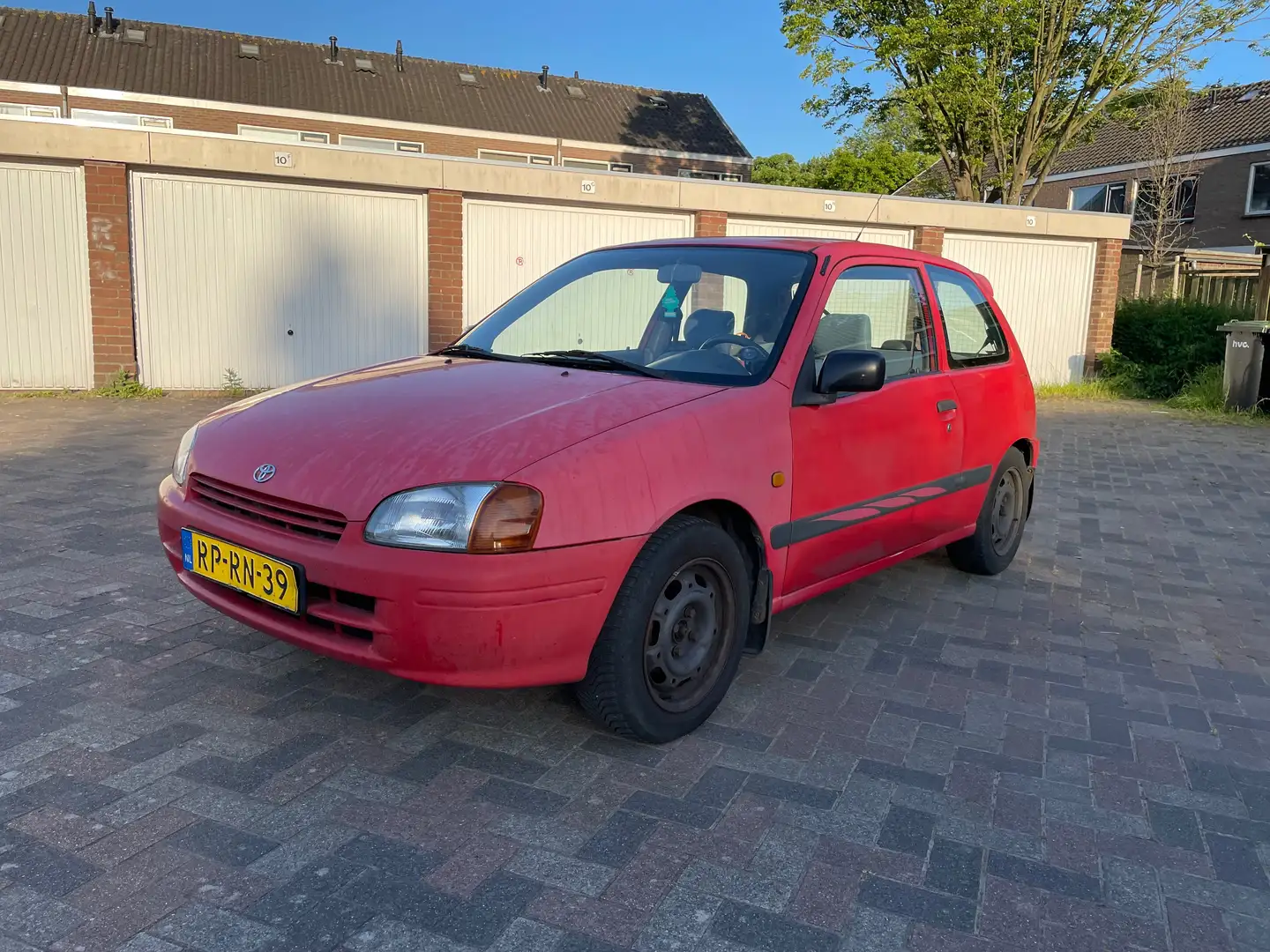 Toyota Starlet Starlet 1.3-16V Roşu - 1