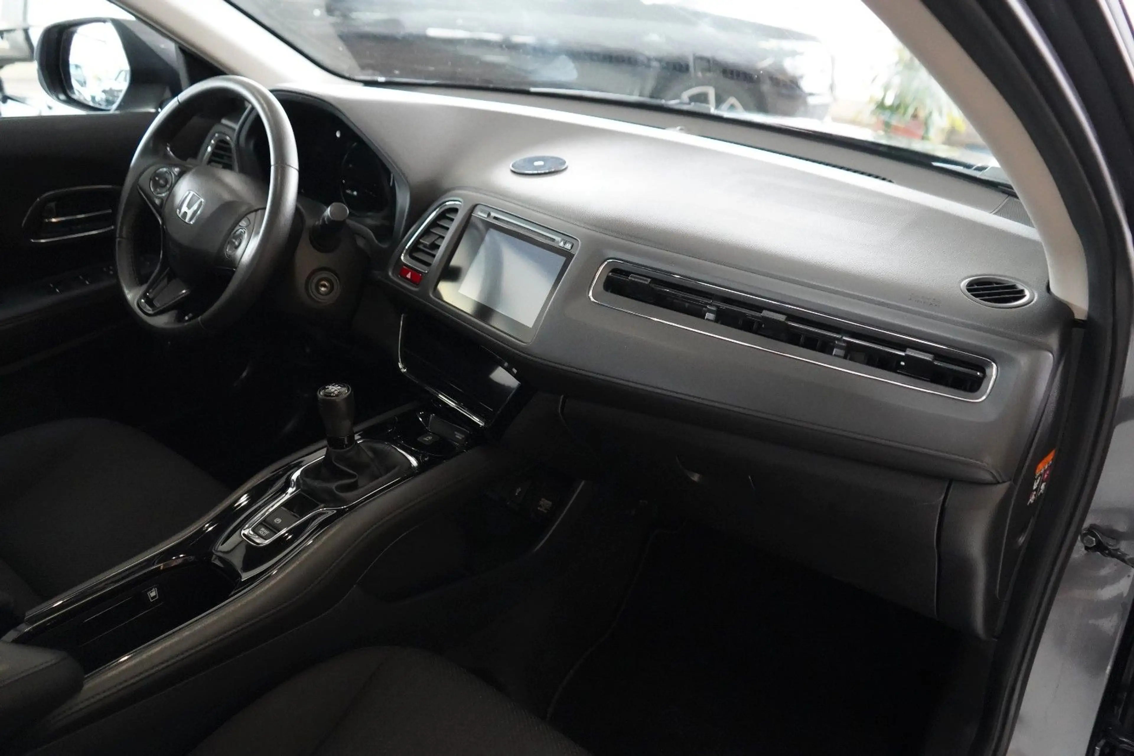 Honda HR-V Elegance KLIMAAUTO./ TEMPOMAT / PDC — photo 9