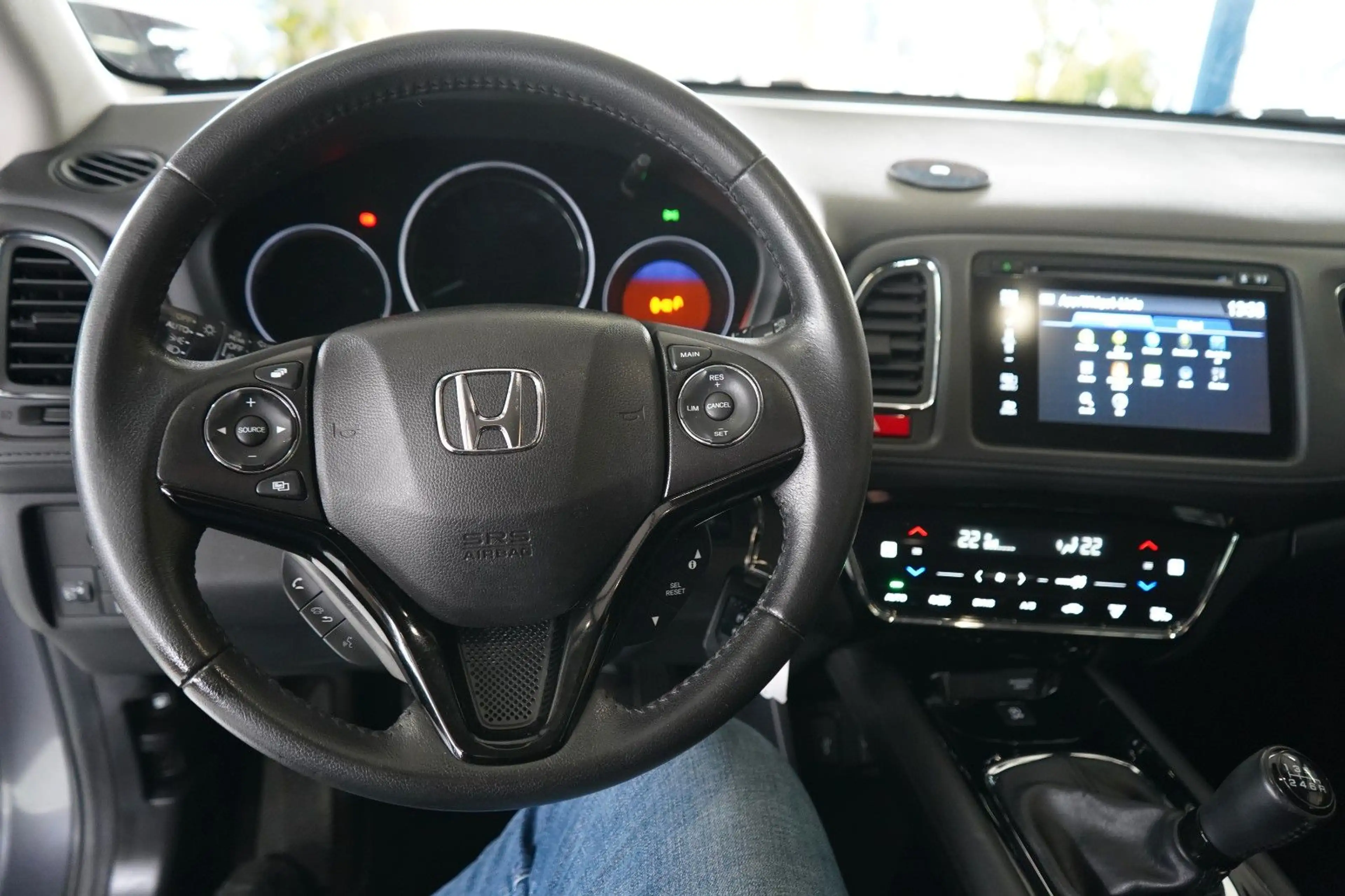 Honda HR-V Elegance KLIMAAUTO./ TEMPOMAT / PDC — photo 12