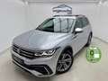 Volkswagen Tiguan 2.0TDI R-Line DSG 110kW Plateado - thumbnail 2
