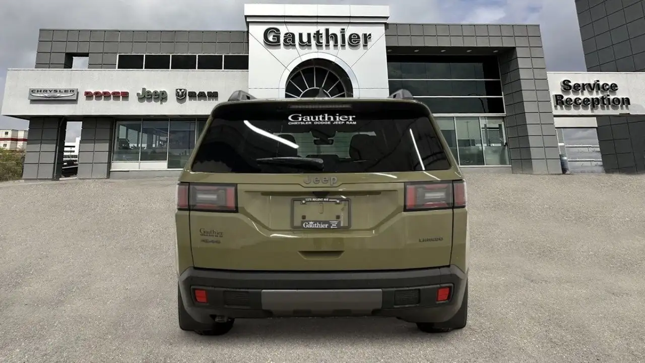 Jeep Cherokee снимка Jeep Cherokee