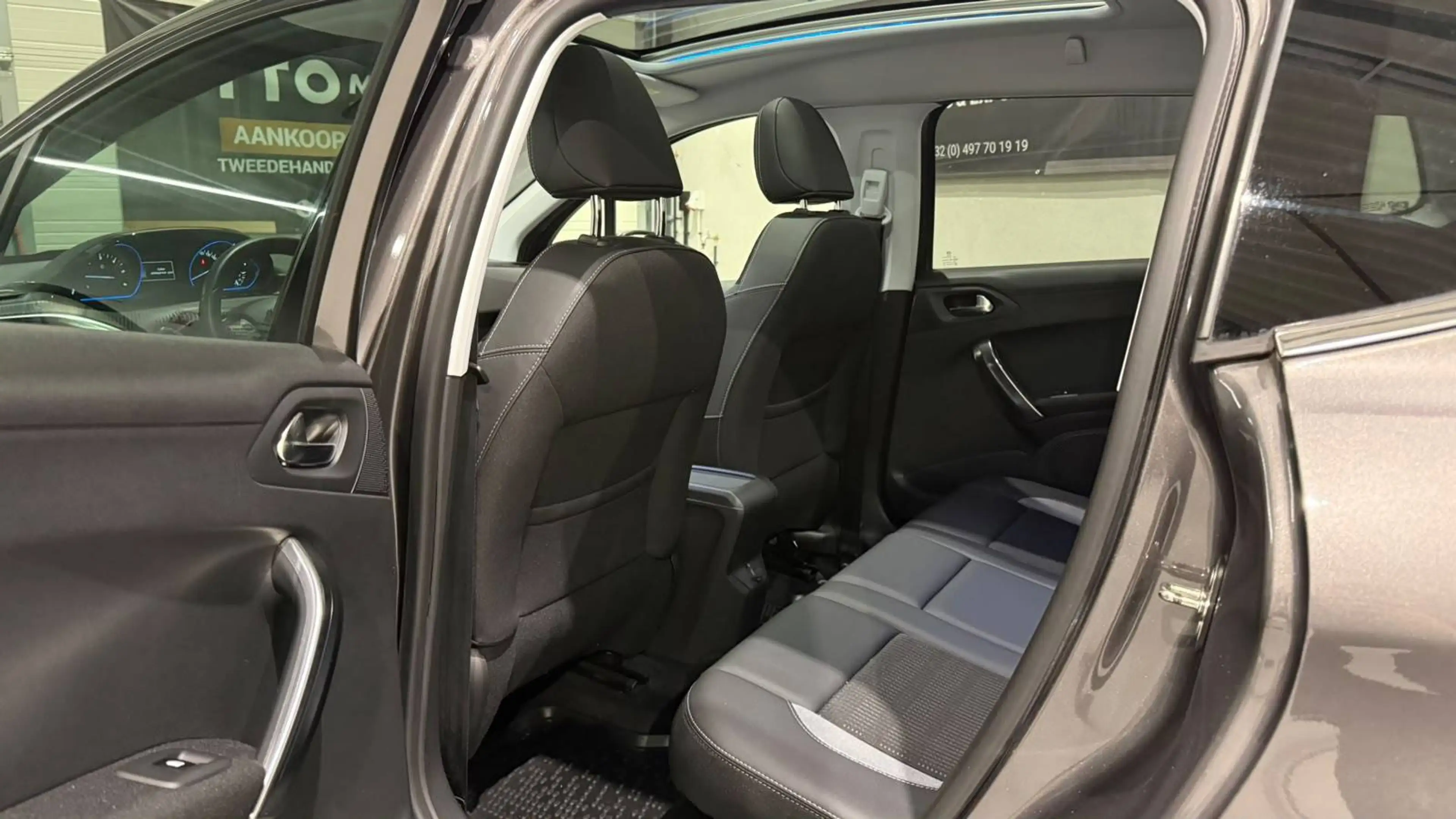 Peugeot 2008 2008 1.6 BlueHDi Allure | Panorama | 1. Eigenaar | Dealeronderhouden | Garantie 1J — photo 19