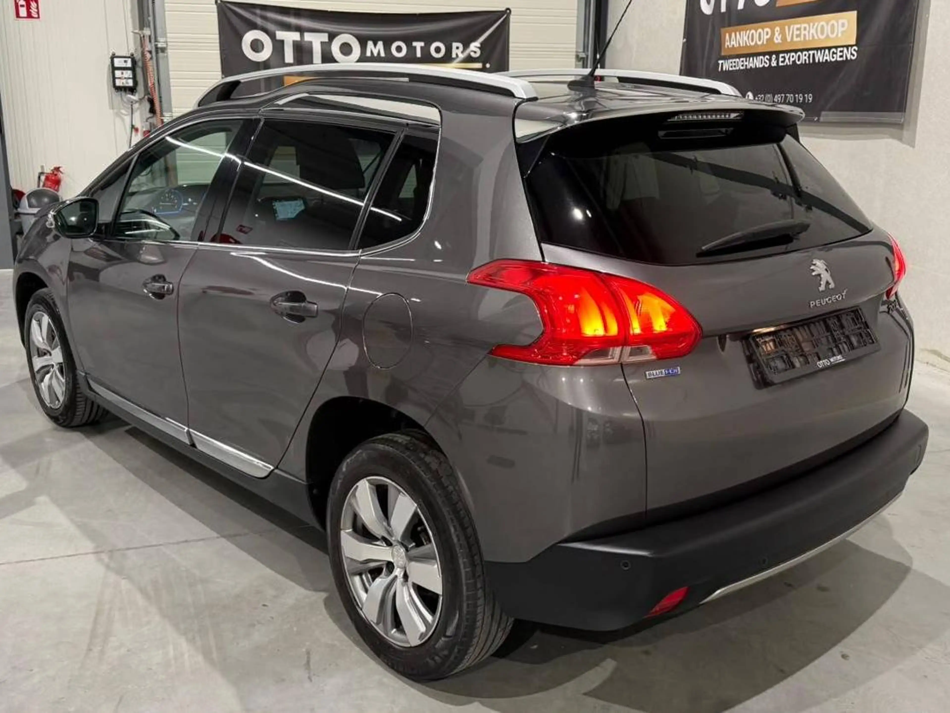 Peugeot 2008 2008 1.6 BlueHDi Allure | Panorama | 1. Eigenaar | Dealeronderhouden | Garantie 1J — photo 16