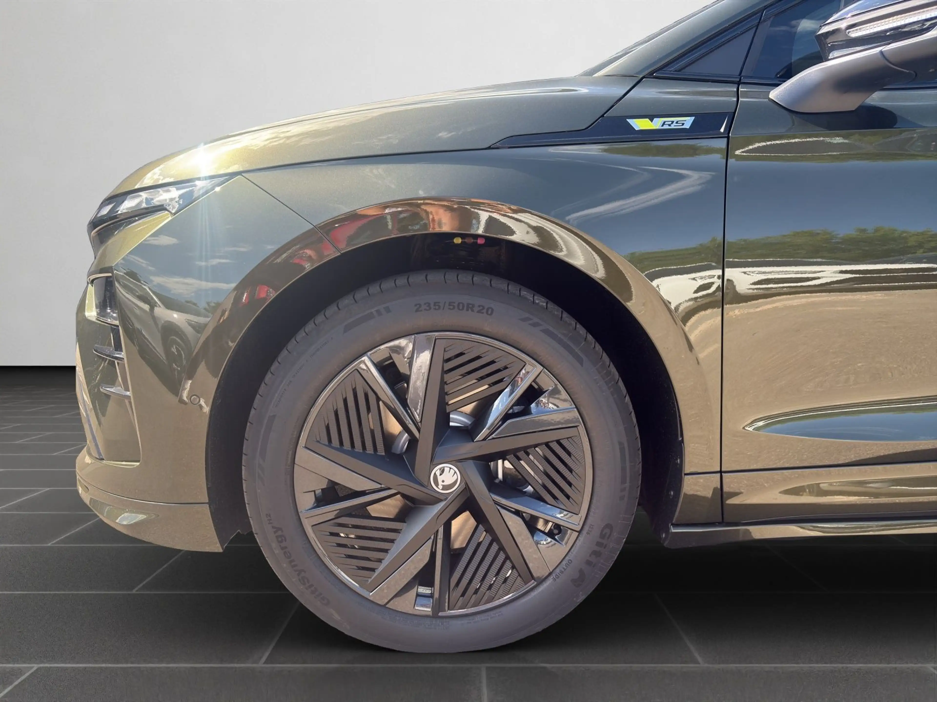 Skoda Enyaq RS 82kWh 4x4 — photo 8