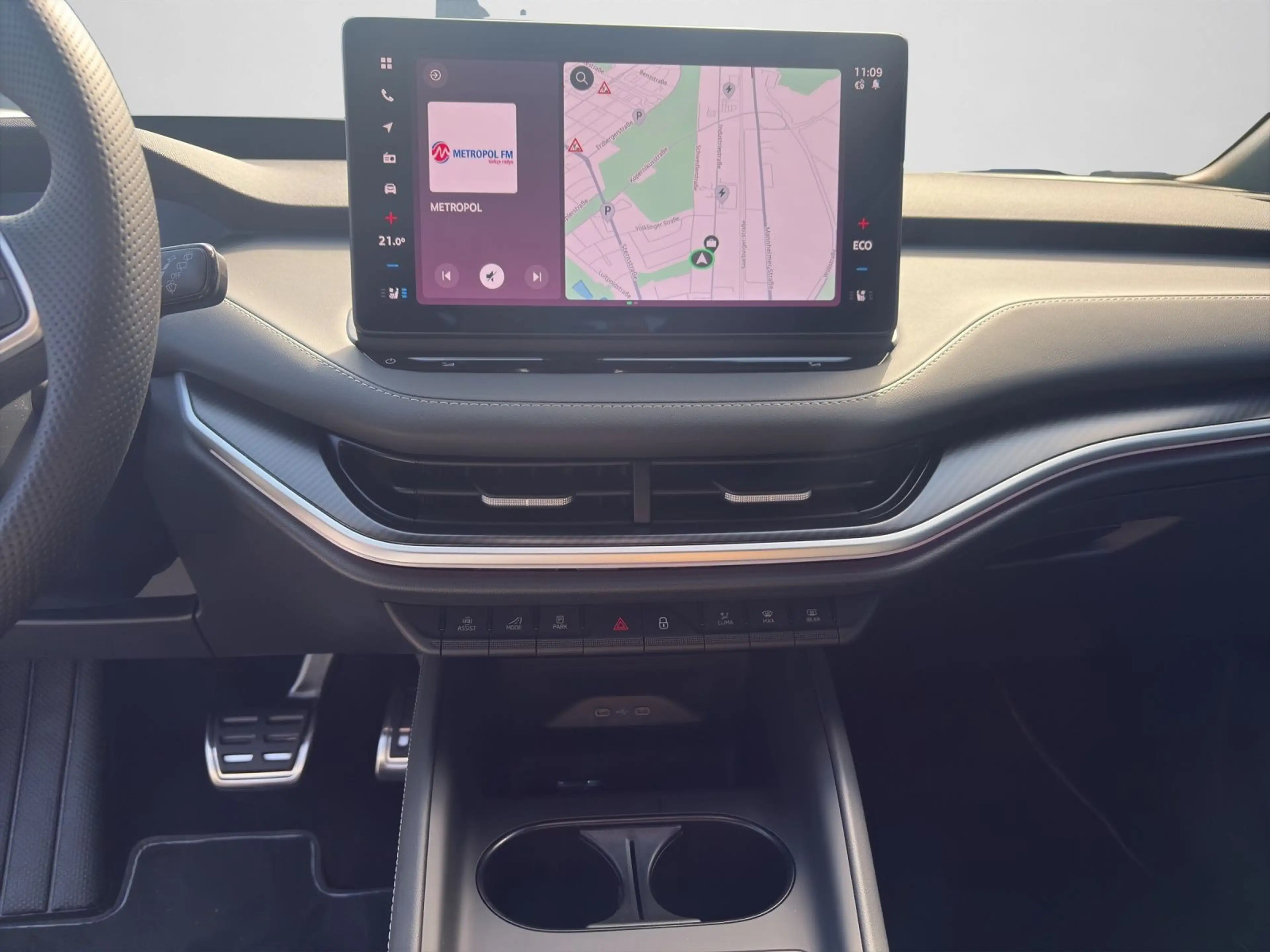 Skoda Enyaq RS 82kWh 4x4 — photo 11