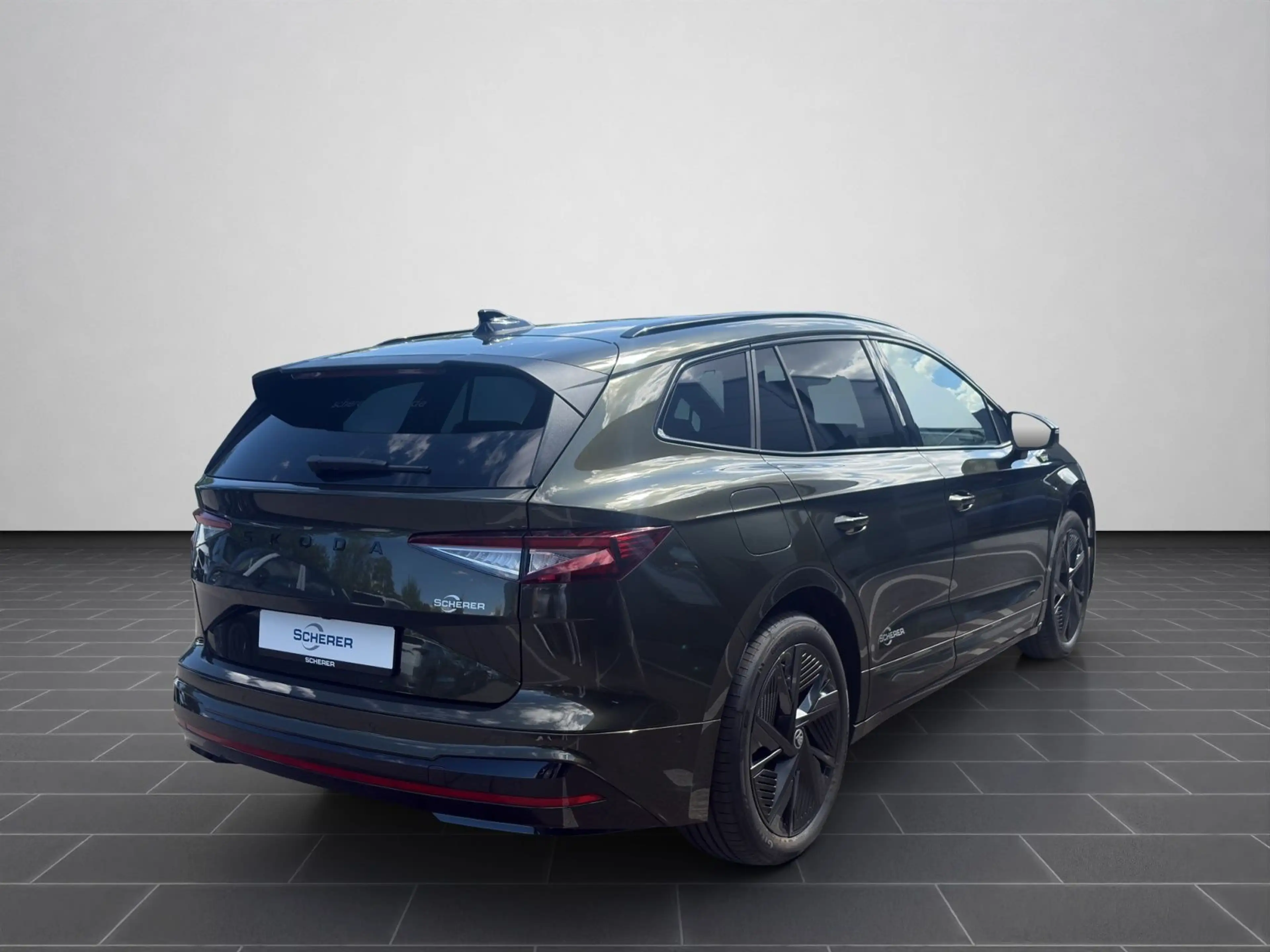 Skoda Enyaq RS 82kWh 4x4 — photo 2