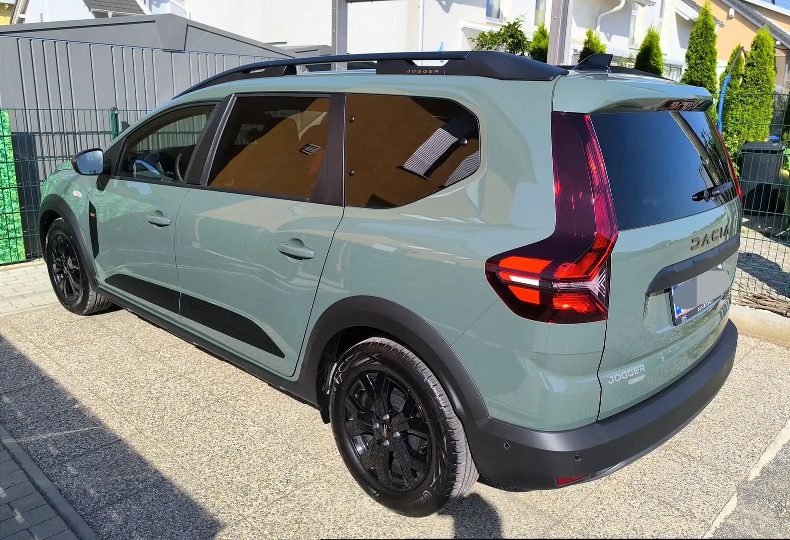Dacia Jogger Extreme Hybrid 7-Sitzer Grün - 2