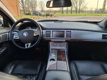 2.7 Turbo V6 Premium Luxury