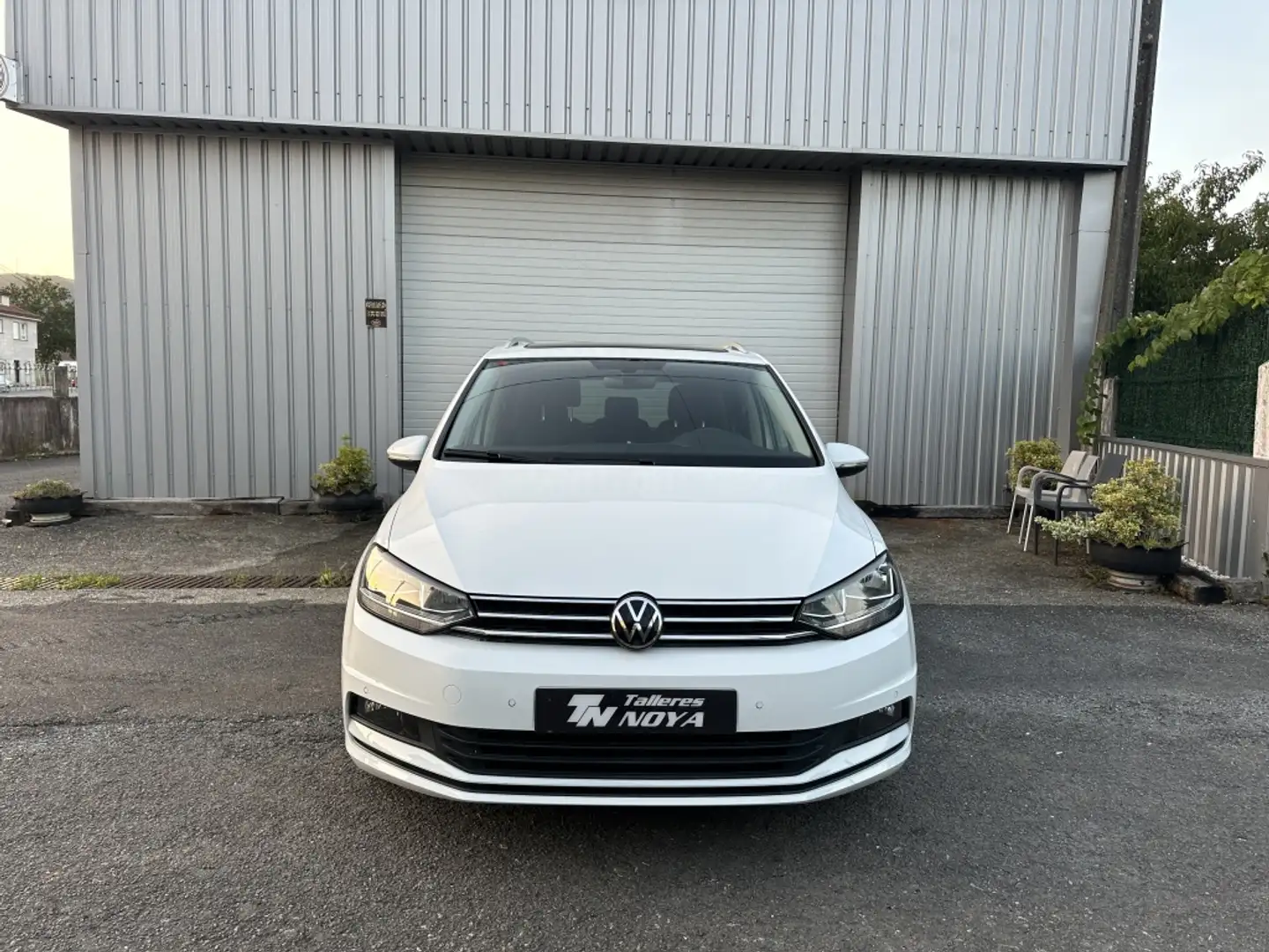 Volkswagen Touran 2.0TDI CR BMT Advance DSG7 110kW Blanco - 2