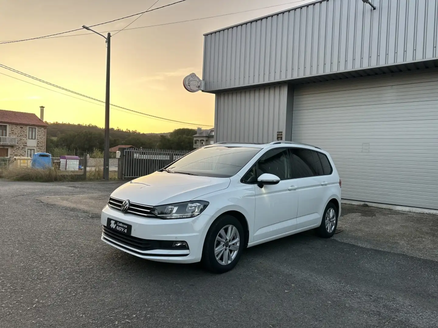 Volkswagen Touran 2.0TDI CR BMT Advance DSG7 110kW Blanco - 1