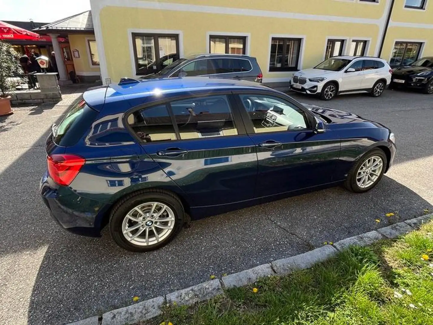 BMW 118 118d Advantage Aut. Advantage Blau - 2
