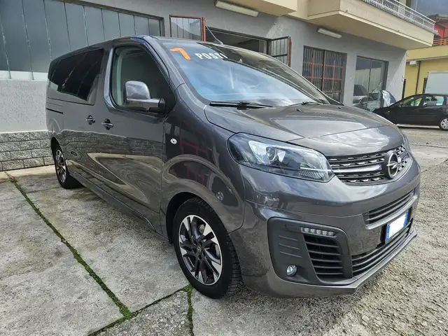 Peugeot Traveller 2.0 BLUEHDI 180CV BUSISNESS VIP 7 POSTI