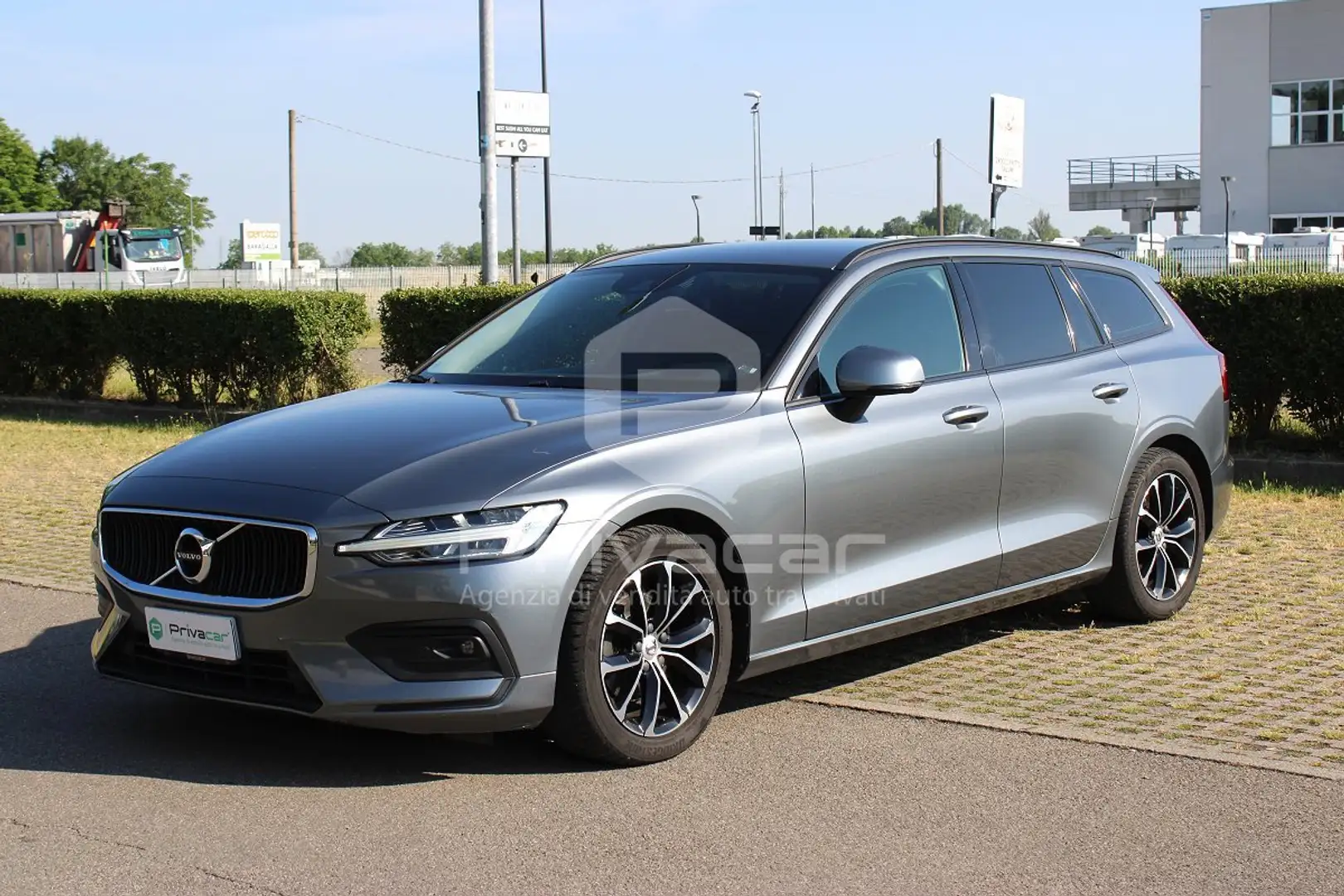Volvo V60 D3 Geartronic Business Plus- LED/NAVI/RIC WIRELESS Argento - 1