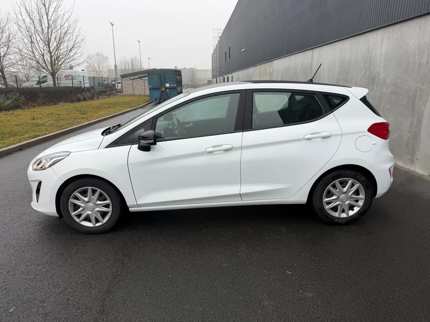 Ford Fiesta Fiesta 1.0 EcoBoost 100 ch S\u0026amp;S BVA6 Trend Blanc - 2