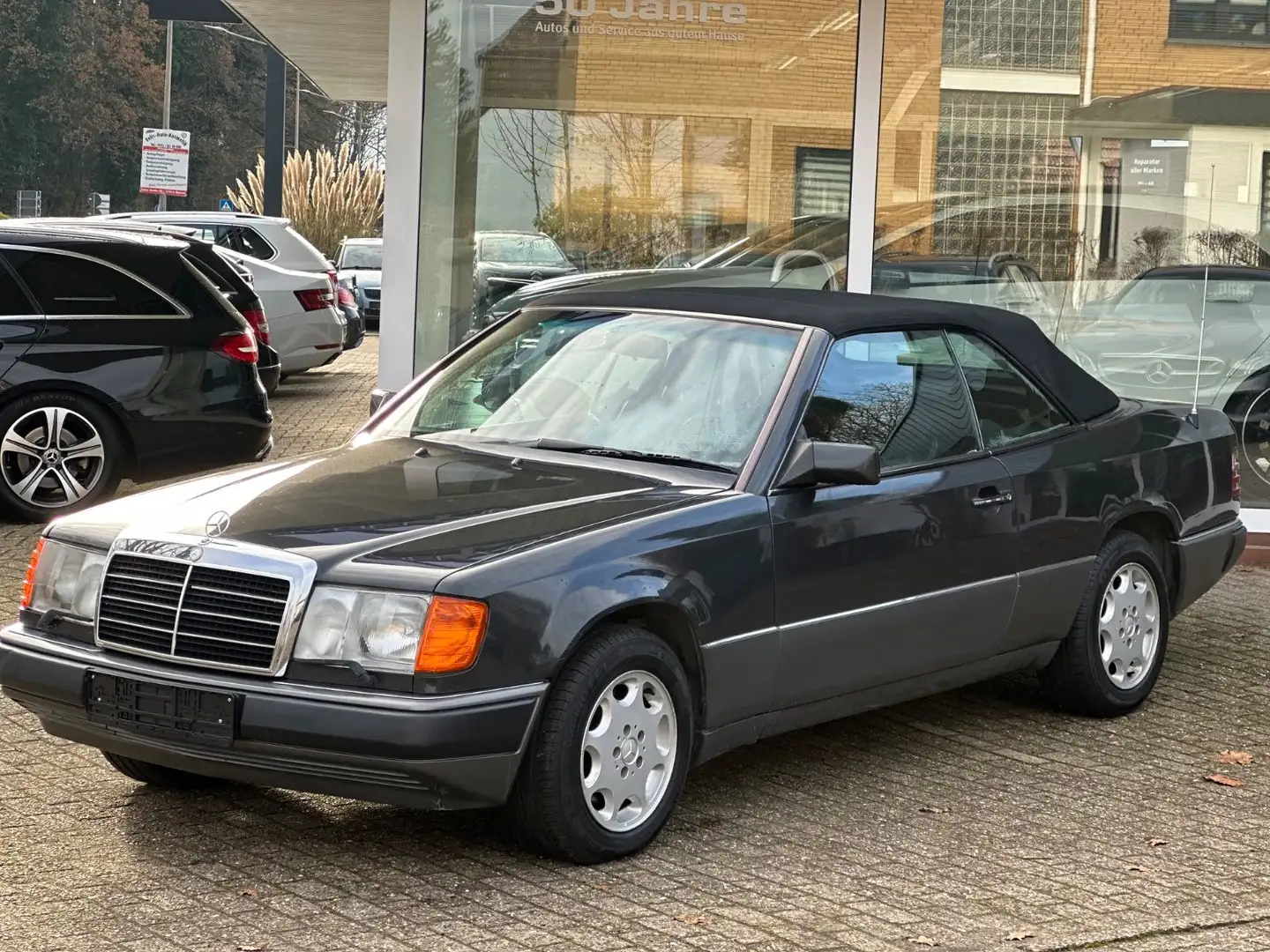 Mercedes-Benz CE 300 CE-24 - 2