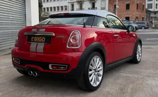 Mini Cooper view 3