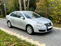 Volkswagen Jetta 1.6 TDI DPF Comfortline Plateado - thumbnail 1