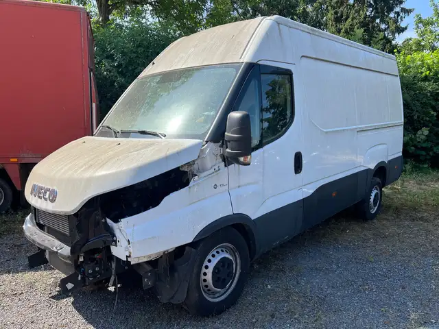 Iveco Daily Daily 35C18V 3.0 Turbo VGT Hi-Matic