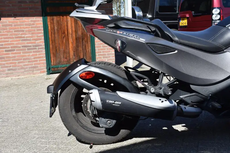 Bombardier CAN-AM Spyder RRS - foto 7