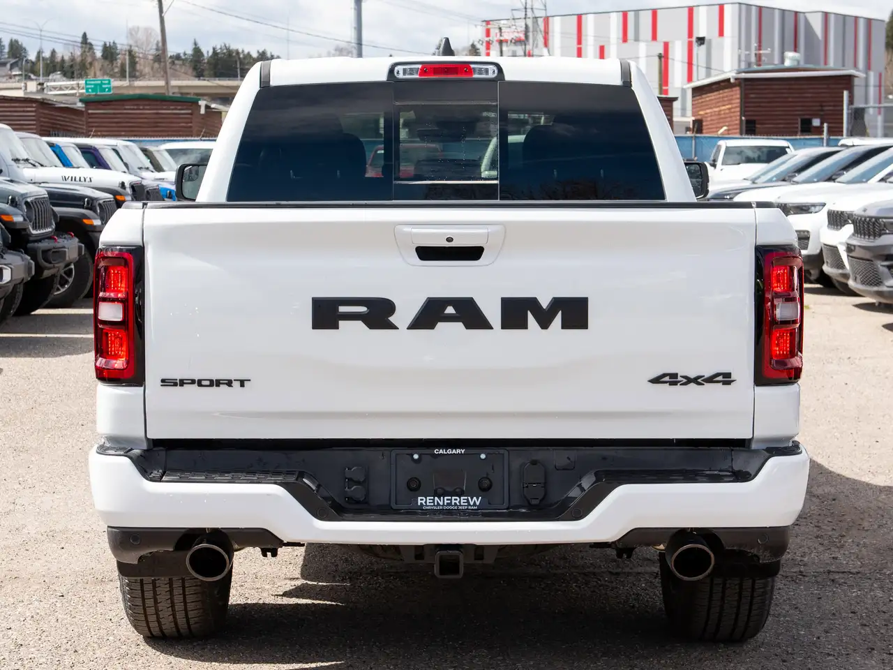 RAM 1500 снимка RAM 1500