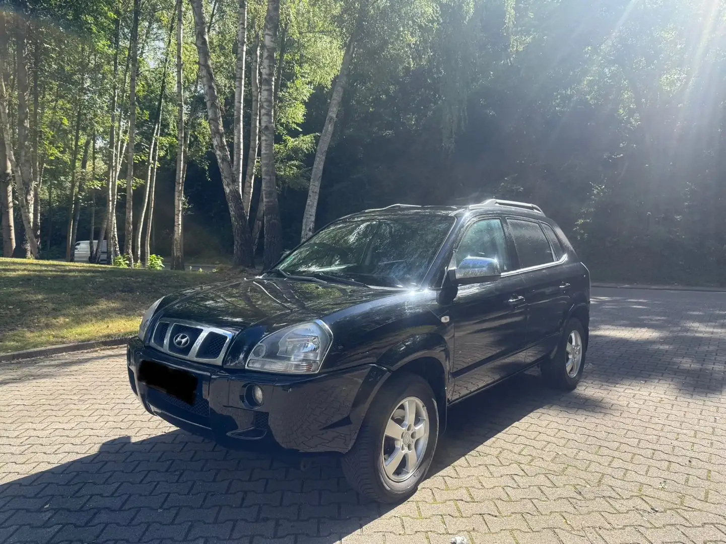 Hyundai TUCSON 2.0 GLS TÜV NEU*AHK*GAS Schwarz - 2