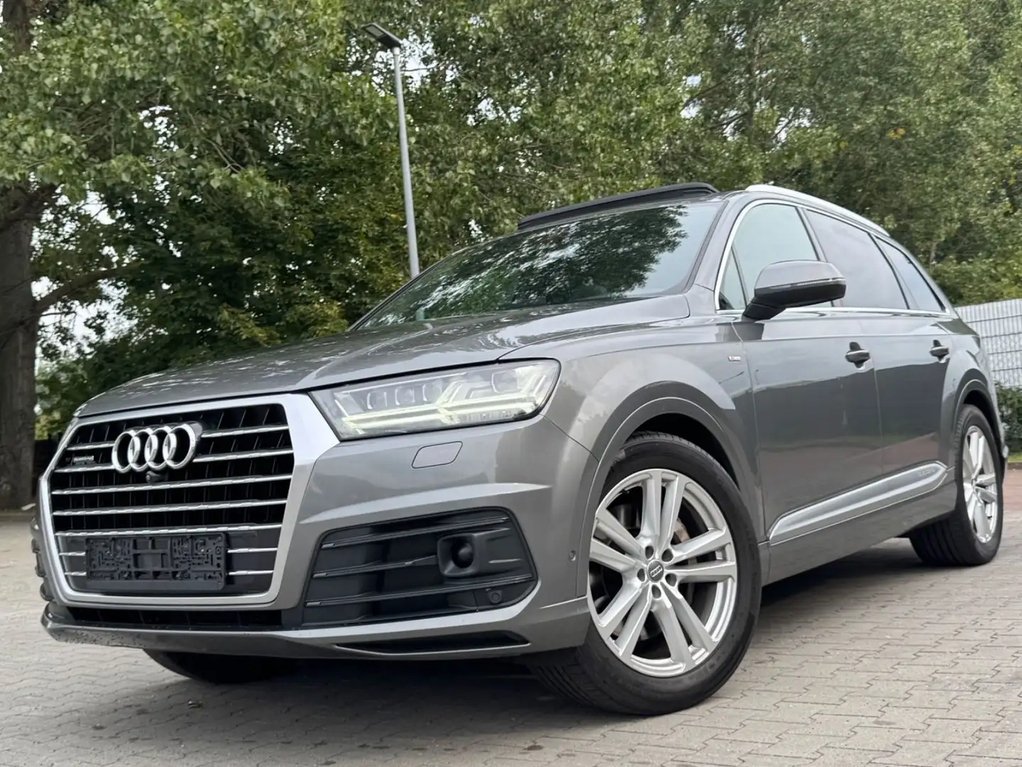 Audi Q7 3.0 TDI quattro 3x S-Line/PANO/MATRIX/ACC/LUF Gris - 2
