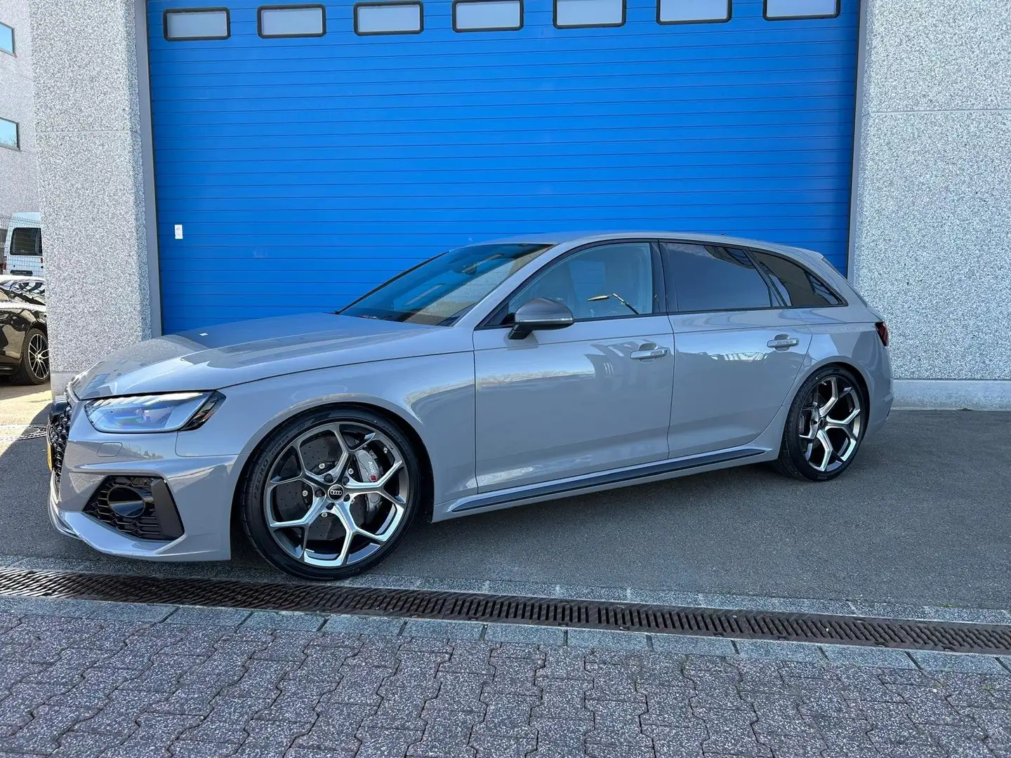 Audi RS4 Avant 2.9 V6 TFSI Quattro 25 Years Edition Tiptro Gris - 2