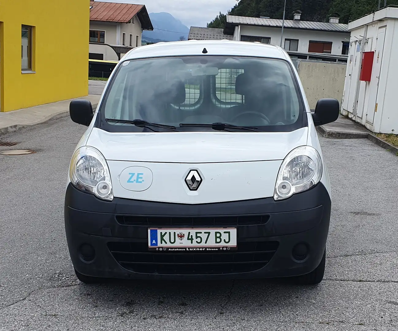 Renault Kangoo Z.E. Kangoo Z.E. 2-Sitzer 22kWh (Eigenbatterie) Fehér - 2