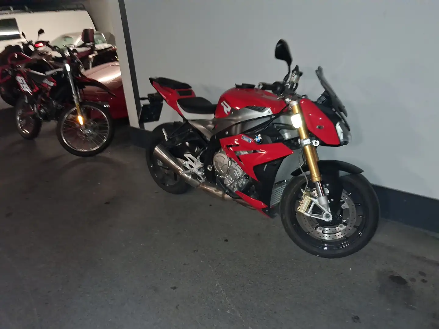 BMW S 1000 R Rot - 1